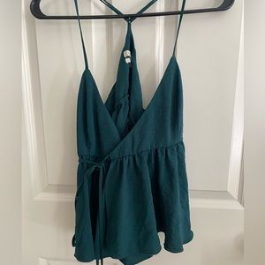 NEVER WORN URBAN OUTFITTERS TOP